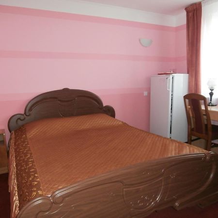 Hotel Muhavets Pruzhany Exteriér fotografie