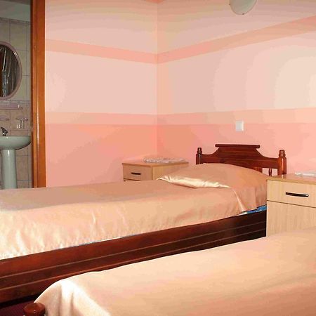 Hotel Muhavets Pruzhany Exteriér fotografie