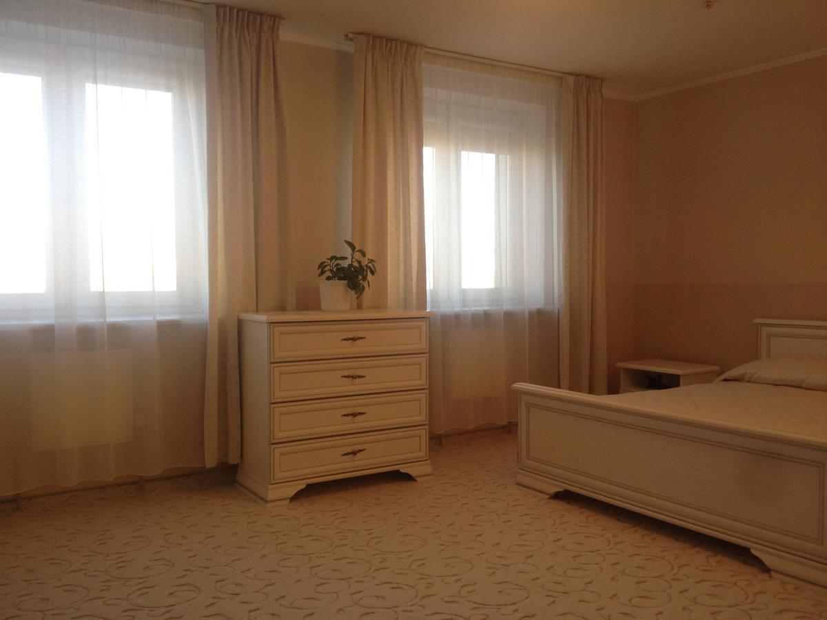 Hotel Muhavets Pruzhany Exteriér fotografie